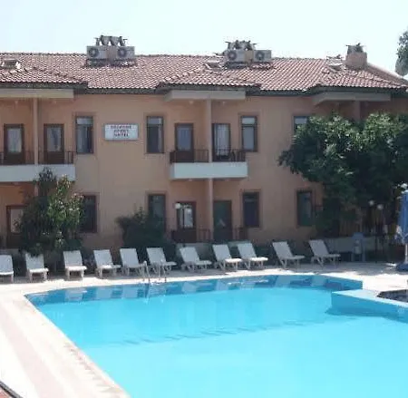 Suzanne Hotel